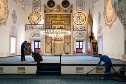 Yıldırım’da camilere bayram temizliği