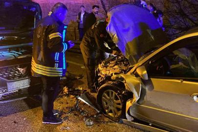 Yola dökülen sıvı kazaya sebep oldu: 3 yaralı