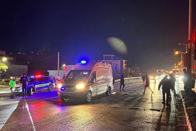 Yolun karşısına geçmek isteyen yaşlı kadına otomobil çarptı