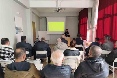 Yükümlülere bilinçli ilaç kullanımı anlatıldı