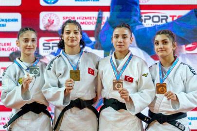 Yunusemreli judocular Trabzon’dan çifte madalya ile döndü
