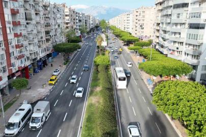 100. Yıl Bulvarı’nda 5. etap asfalt çalışması tamamlandı