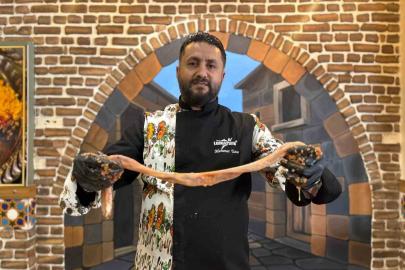 12 metrelik mumbar dolmasıyla Mardin mutfağına dikkat çektiler