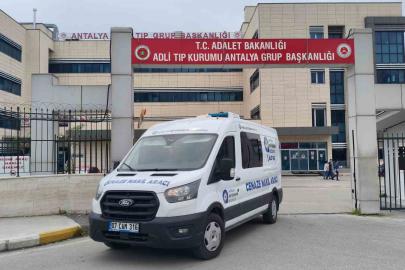 17 yaşındaki sürücünün ölümüne sebep olduğu küçük çocuğun cenazesi ailesine teslim edildi