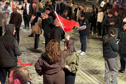 A Milli Futbol Takımı’nın, Dünya Kupası’na katılmaya hak kazanması Trabzon’da coşkuyla kutlandı