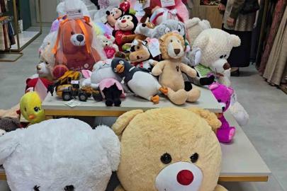 "Açılışa kuruyacak çiçeklerle değil çocukları sevindirecek oyuncaklarla gelin" çağrısı