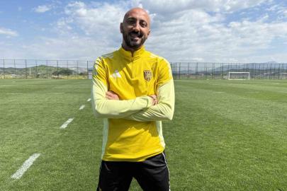 Ahmet İlhan Özek: "Bu jenerasyonla Dünya Kupası’nda önemli başarılar elde edeceğiz"