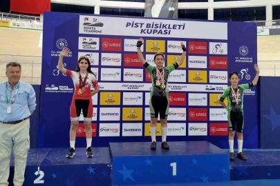 Akhisarlı pedallar Konya’da 3 günde 5 madalya kazandı