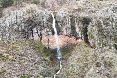 Ankara’da keşfedilmeyi bekleyen doğa harikası: Kurumcu Şelalesi