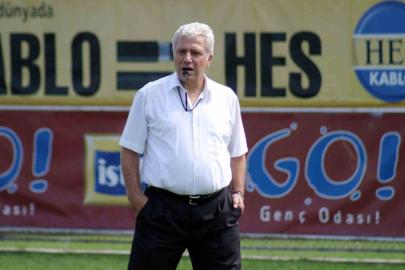 Atay Aktuğ hayatını kaybetti