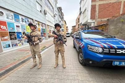Aydın merkezli 10 ilde dolandırıcılık operasyonu: 17 şüpheli gözaltına alındı