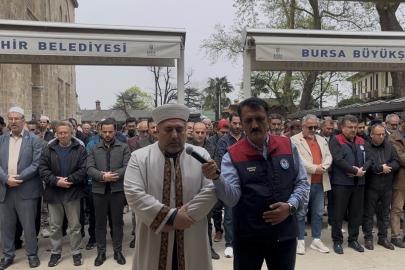 Ayla öğretmen ve 8 öğrenci için Bursa’da gıyabi cenaze namazı kılındı
