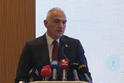 Bakan Ersoy: "Turizm sahasında gelirlerimizi 2017 yılına kıyasla yüzde 109 artırdık"