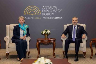 Bakan Fidan, Birleşik Krallık Dışişleri, İngiliz Milletler Topluluğu ve Kalkınma Bakanı Cooper ile görüştü