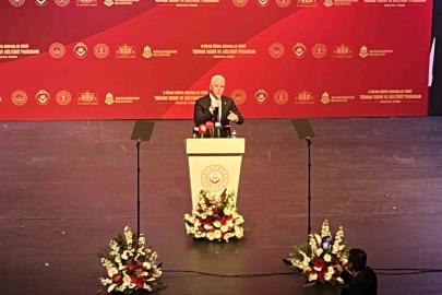 Bakan Göktaş: "Romanların yoğun yaşadığı 22 ilde bugüne kadar toplam 6 bin 720 konut yaparak vatandaşlarımıza teslim ettik"