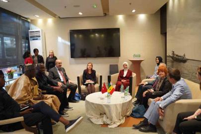 Bakan Göktaş: "Senegal ile ortak hedefimiz kısa vadede 1 milyar dolarlık ticaret hacmine ulaşmaktır"