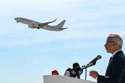 Bakan Uraloğlu: "Son 24 yılda havalimanlarımızın yıllık yolcu kapasitesini 55 milyondan 397,4 milyonun üzerine çıkardık"