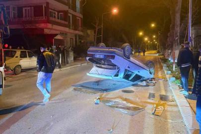 Balıkesir’de takla atan otomobildeki 2 kişi yaralandı