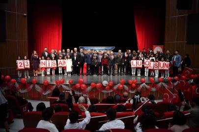 Başkan Büyükkılıç, çocukların bayram sevincine ortak oldu