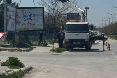 Başkan Tunç’tan Büyükşehir’e ’billboard’ tepkisi: "Bu zararı kim karşılayacak?"