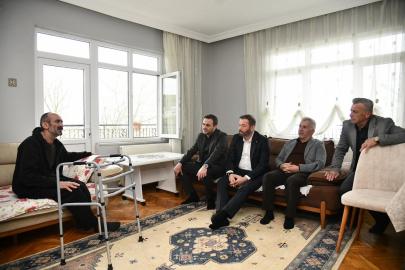 Başkanı Özlü’den hastalara moral ziyareti