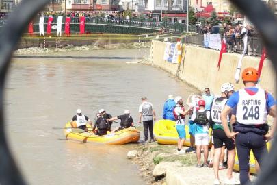 Bayburt’ta Üniversiteler Arası Rafting Türkiye Şampiyonası yarın başlıyor