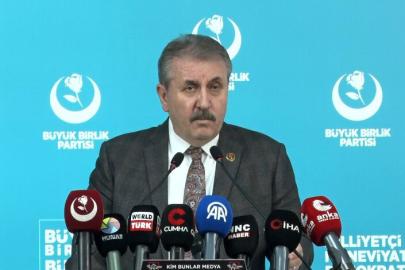 BBP Genel Başkanı Destici: "Gençlerimize sahip çıkmak gibi bir yükümlülüğümüz ve sorumluluğumuz var"