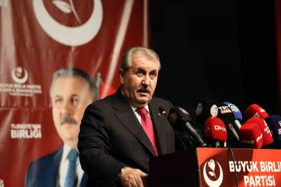 BBP Genel Başkanı Destici: "Türkiye olarak bölgemizde savaş istemiyoruz"
