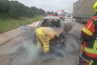Biga-bandırma karayolunda çıkan araç yangını söndürüldü