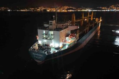 Boğaz’da gemi arızası: Trafik çift yönlü askıya alındı