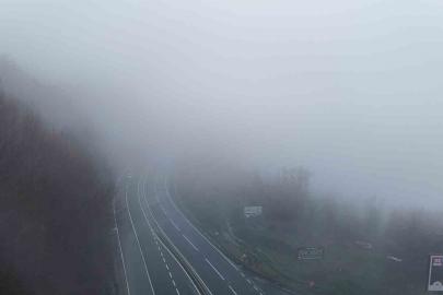 Bolu Dağı’nda sis ve sağanak etkili oluyor