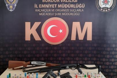 Burdur’da 27 adet tarihi eser ve 79 adet sikke ele geçirildi