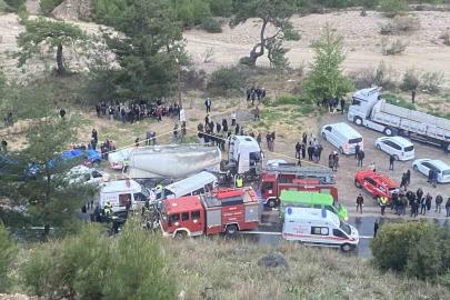 Burdur’da 7 kişinin öldüğü trafik kazasında beton mikserinin sürücüsü tutuklandı