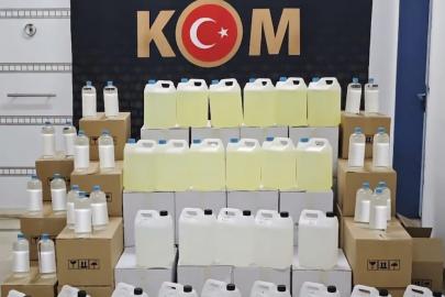 Burdur’da ruhsatsız silah ve kaçak alkol operasyonu