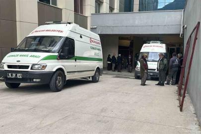 Burdur’daki 7 canın yitip gittiği kazada hastane morgu önünde acı bekleyiş