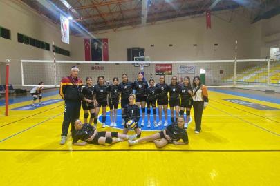 Burhaniye’de Geleneksel Çocuk Sporcular Şenliği başladı