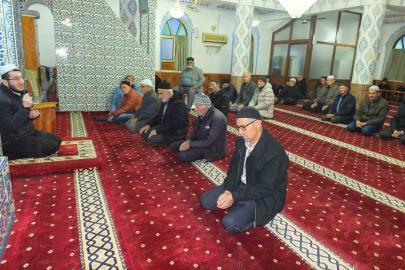 Burhaniye’de sabah namazı buluşması Börezli Camiinde yapıldı