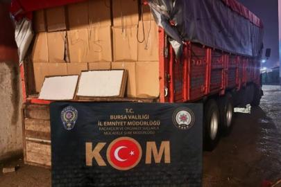 Bursa’da 4 milyonun üzerinde dolu makaron ele geçirildi