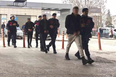 Bursa’da 7 bağ evini soyan şüpheliler JASAT’tan kaçamadı