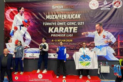 Büyükşehir sporcuları 3 farklı branşta kürsüye çıktı