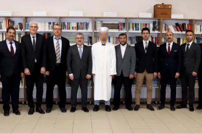 Cezaevinde hafız oldular