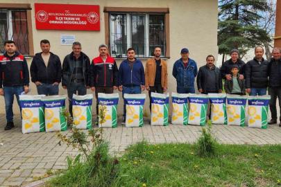 Çiftçilere yüzde 50 hibeli tohum dağıtıldı