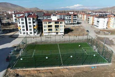 Çiğilli Mahallesi Halı Sahası hizmete sunuldu