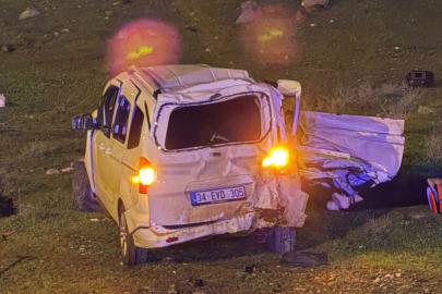 Cizre’de hafif ticari araç şarampole yuvarlandı: 1 ölü, 1 ağır yaralı