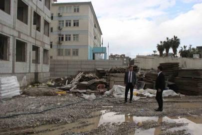 Cizre’de okul inşaatlarında inceleme