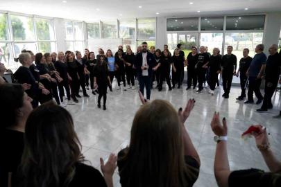 Çukurova’da halk oyunlarıyla kültürel miras yaşatılıyor