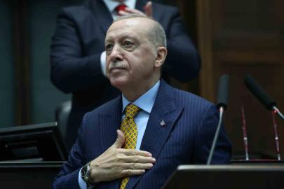 Cumhurbaşkanı Erdoğan: "Biz toprağın üstünde haysiyetsizce yaşamaktansa gerektiğinde toprağın altında şereflice yatmayı onurların en büyüğü olarak görürüz."