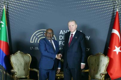 Cumhurbaşkanı Erdoğan Komorlar Birliği Cumhurbaşkanı Assoumani Azali ile görüştü