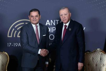 Cumhurbaşkanı Erdoğan, Libya Milli Birlik Hükümeti Başbakanı Abdülhamid Dibeybe ile bir araya geldi