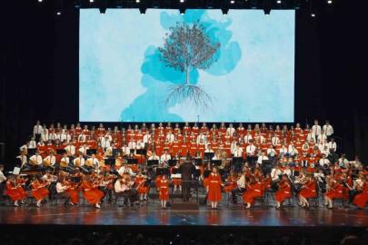 Cumhurbaşkanlığı Çocuk Orkestrası ve Korosu, yaklaşık bin çocukla birlikte 23 Nisan’da sahne alacak